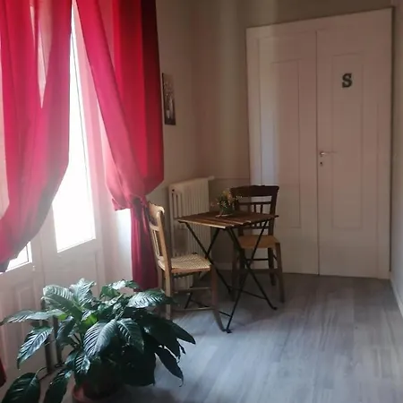 384 & Guest house Enna